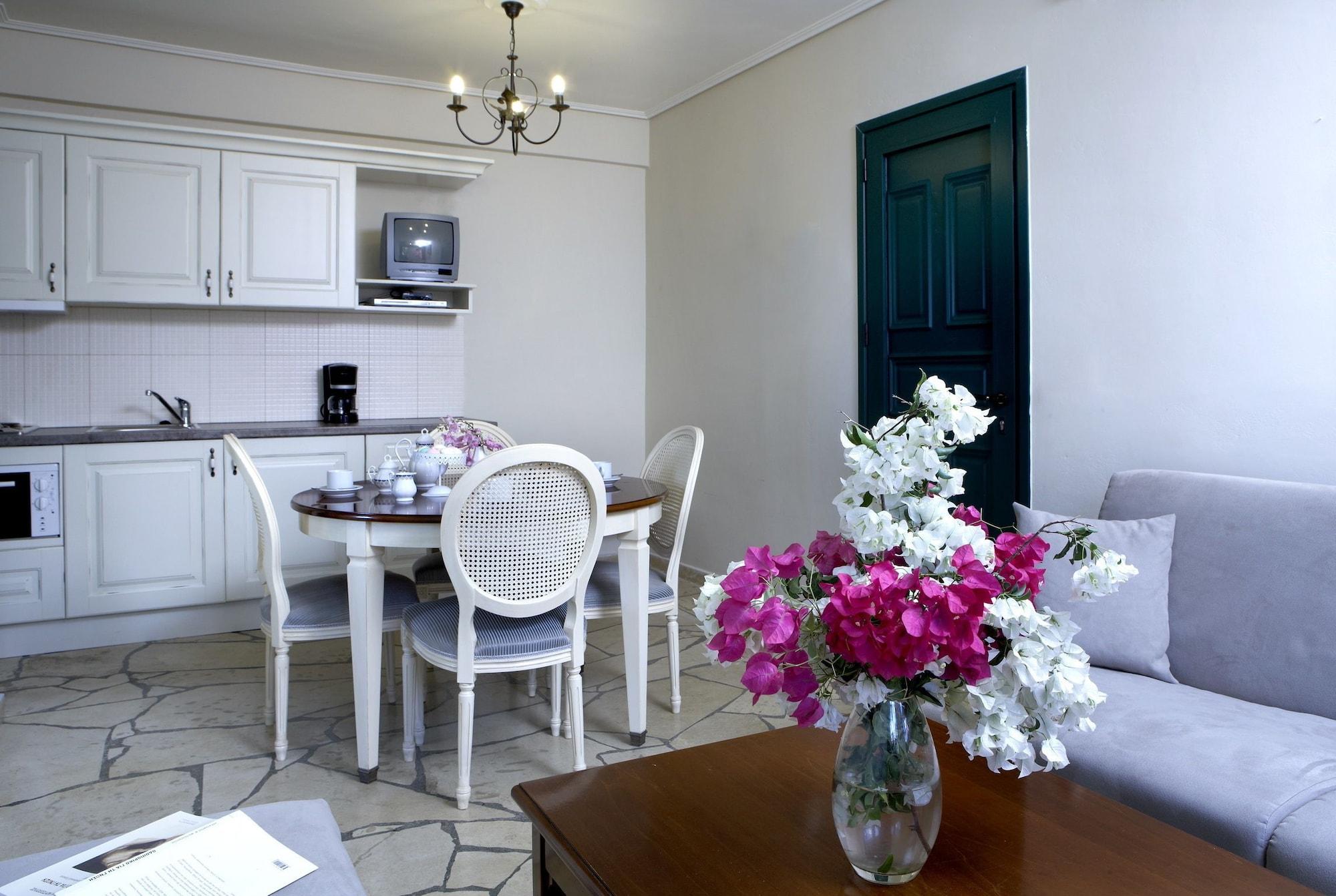 Dafnoudi Hotel Apartments Antipata  Zewnętrze zdjęcie