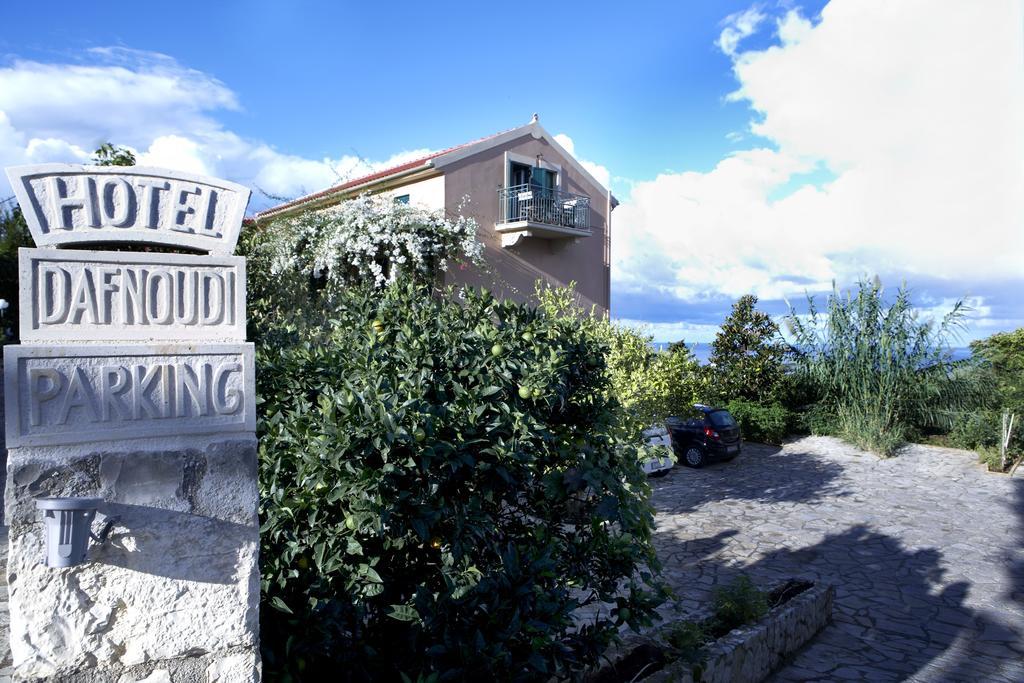 Dafnoudi Hotel Apartments Antipata  Zewnętrze zdjęcie